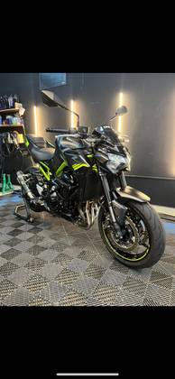KAWASAKI Z900 KAWASAKI Z900